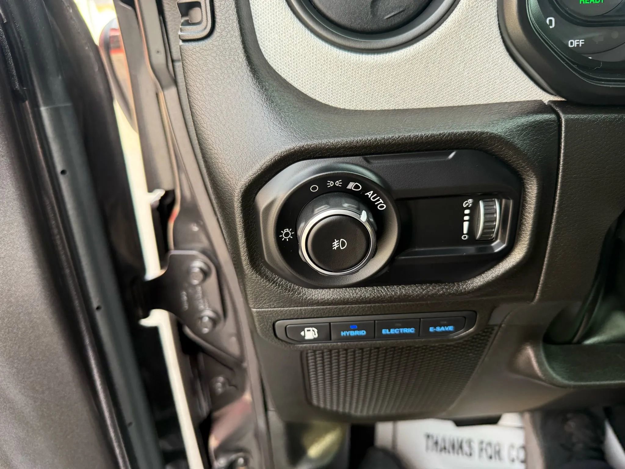 Used 2024 Jeep Wrangler Unlimited image 15