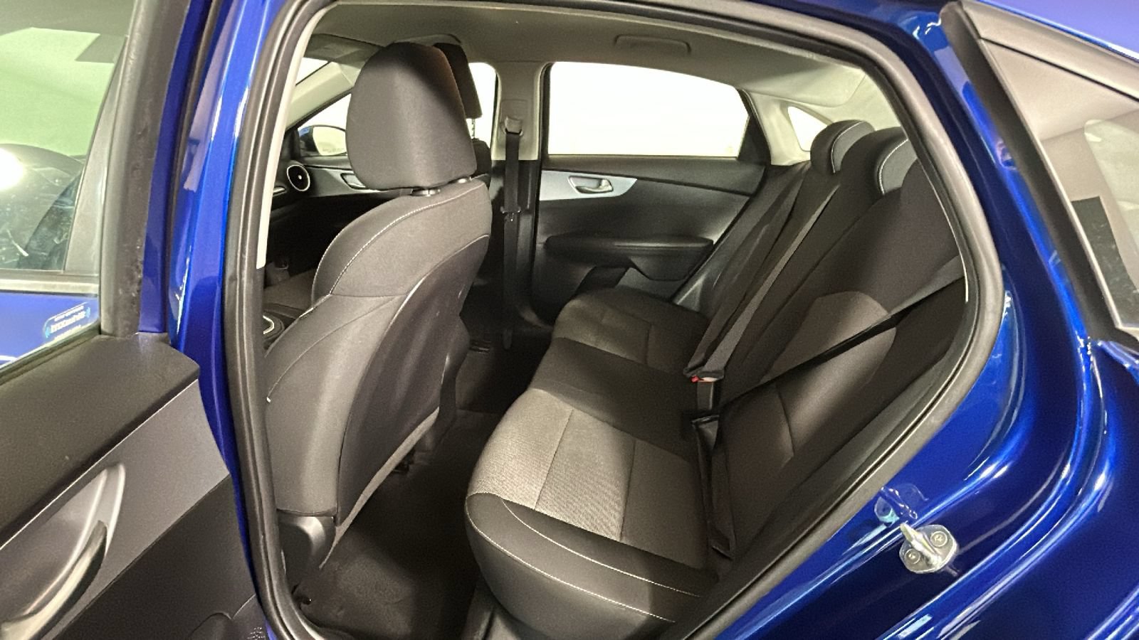 Used 2022 Kia Forte LXS FWD image 30