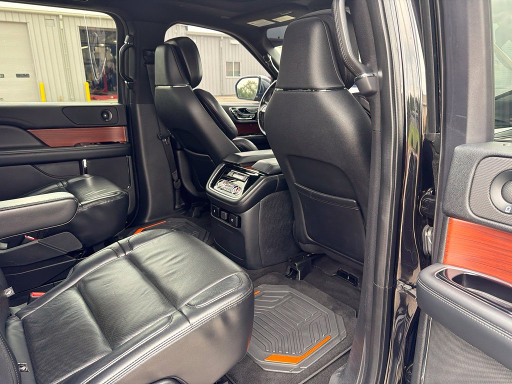 Used 2021 Lincoln Navigator Reserve AWD/4WD image 49