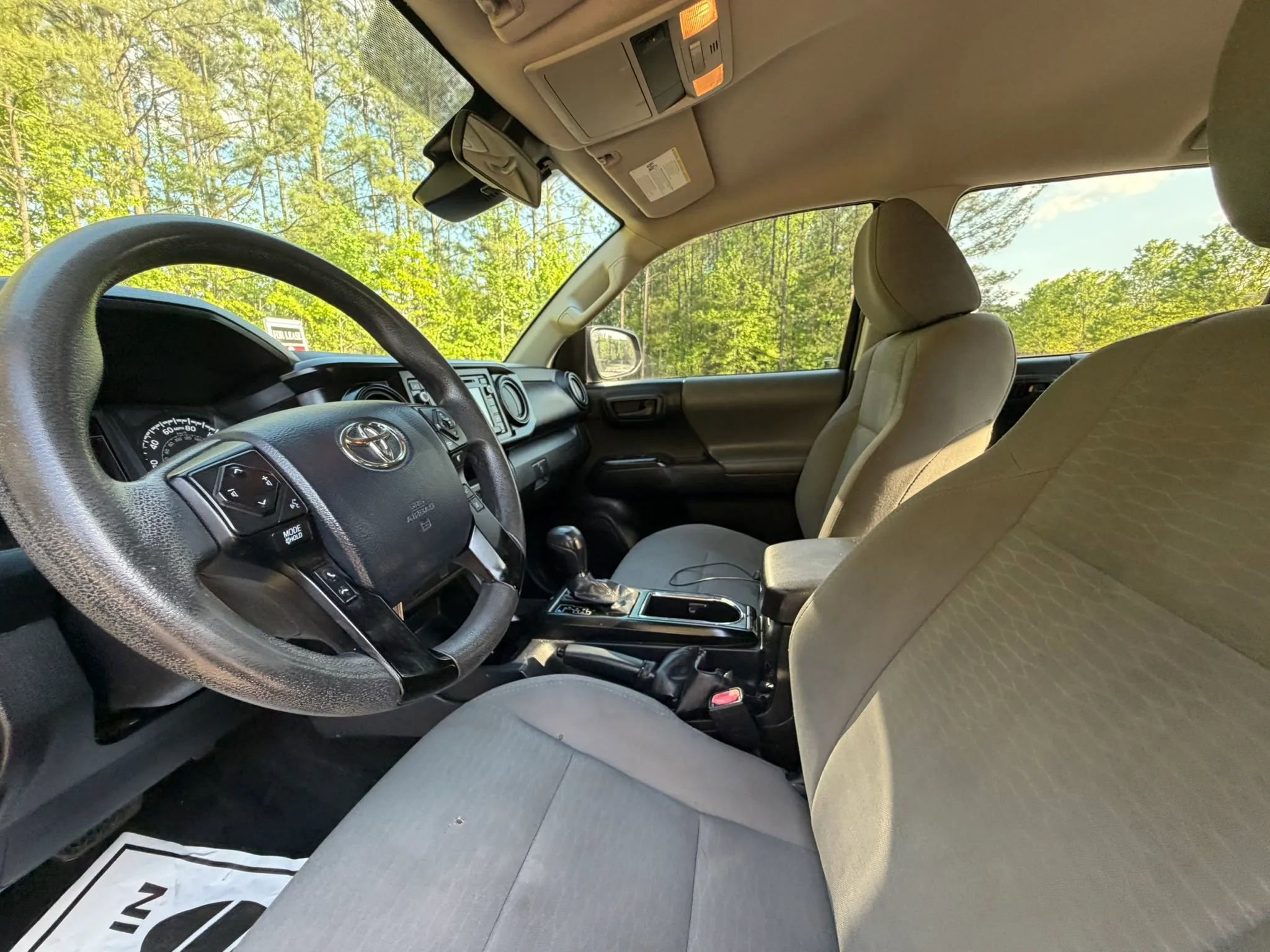 Used 2018 Toyota Tacoma SR w/ SR Convenience Package RWD image 13