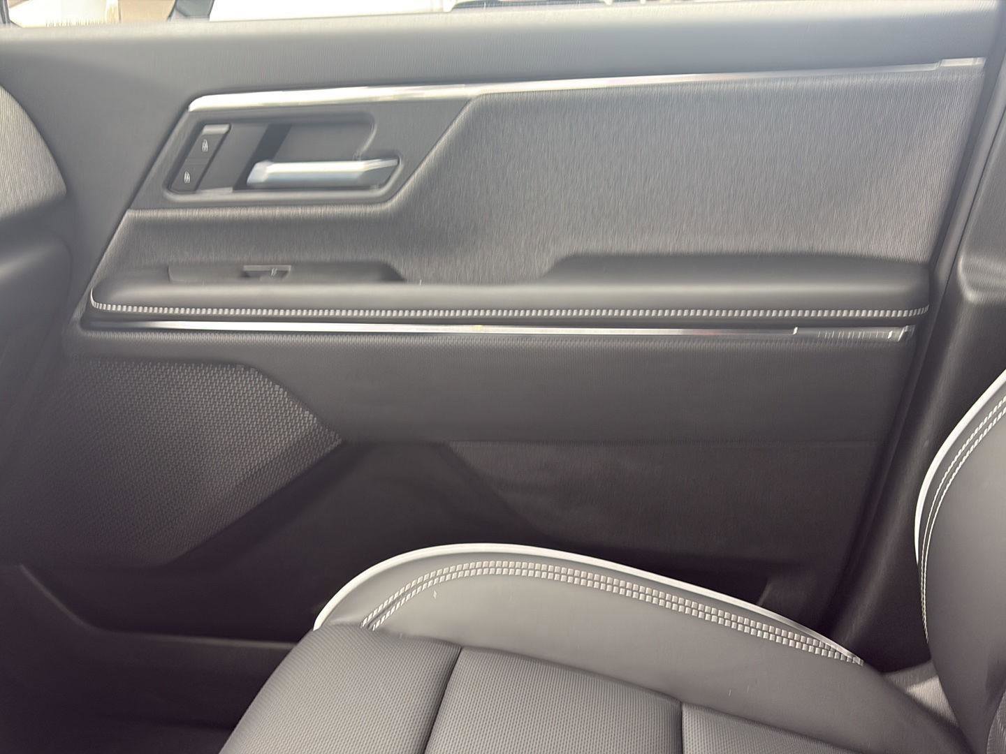 Used 2026 GMC Sierra EV Elevation image 23