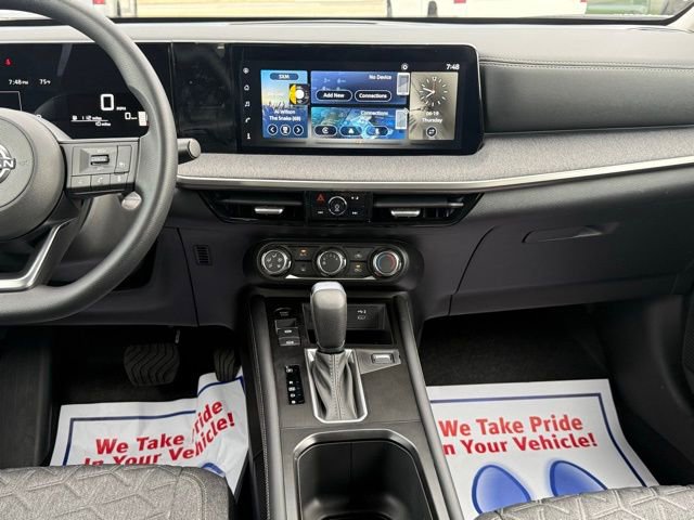 New 2025 Nissan Kicks SV image 21