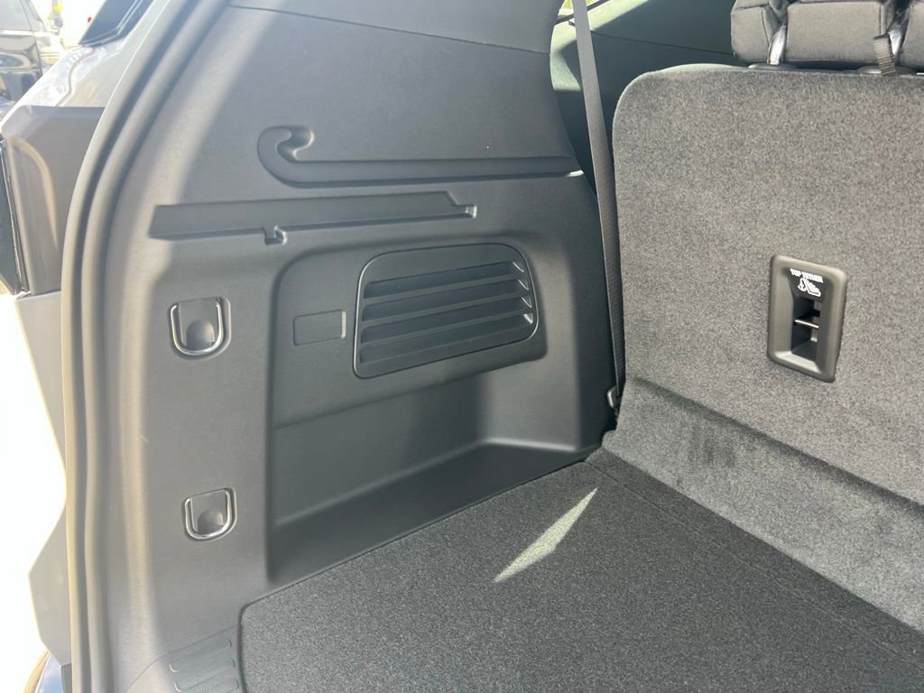 New 2026 Chevrolet Traverse High Country image 19