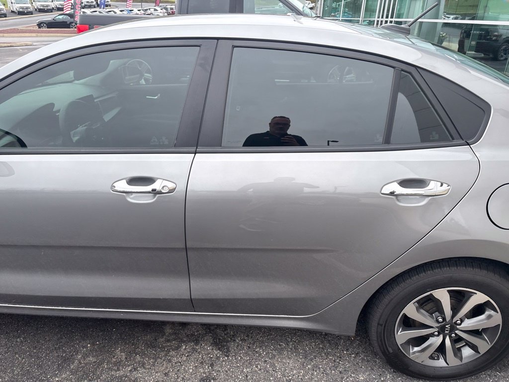 Used 2021 Kia Rio S w/ Technology Package FWD image 4