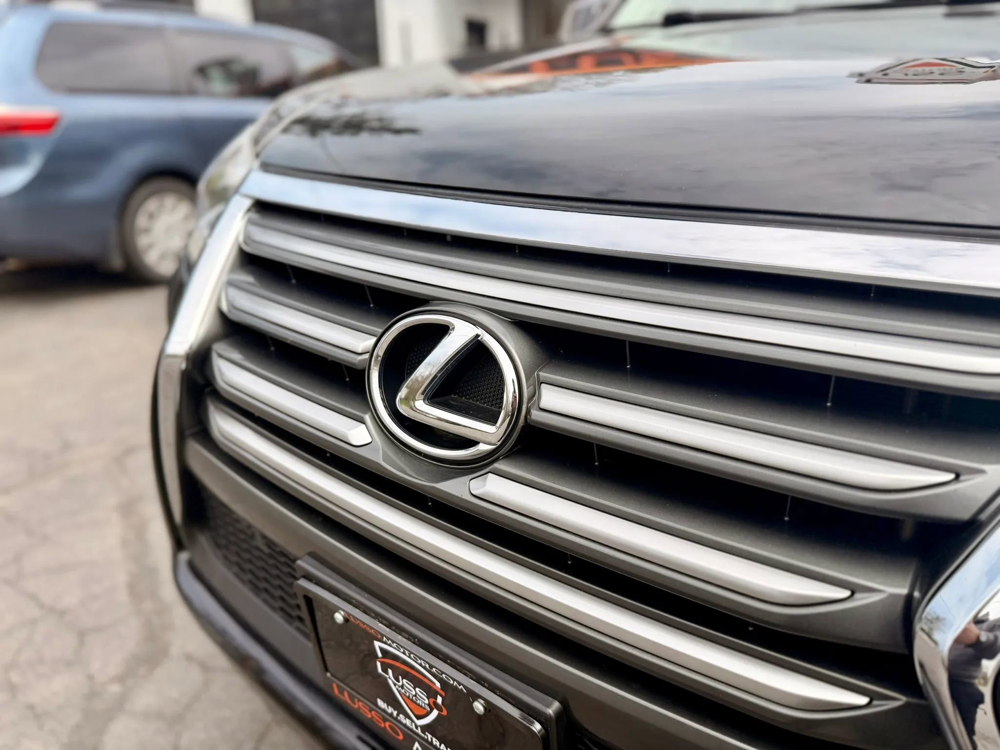 Used 2018 Lexus GX 460 w/ Navigation Package AWD/4WD image 32
