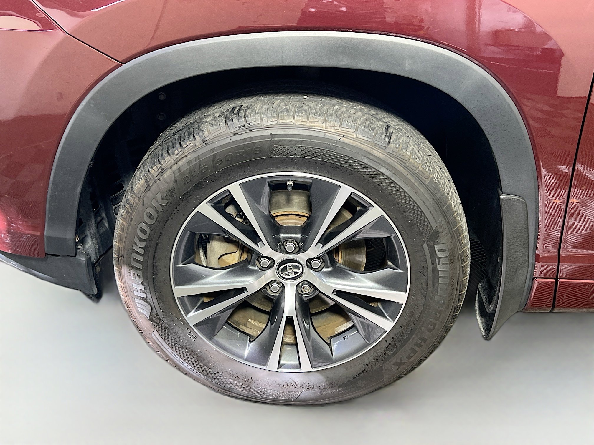 Used 2017 Toyota Highlander Plus image 13