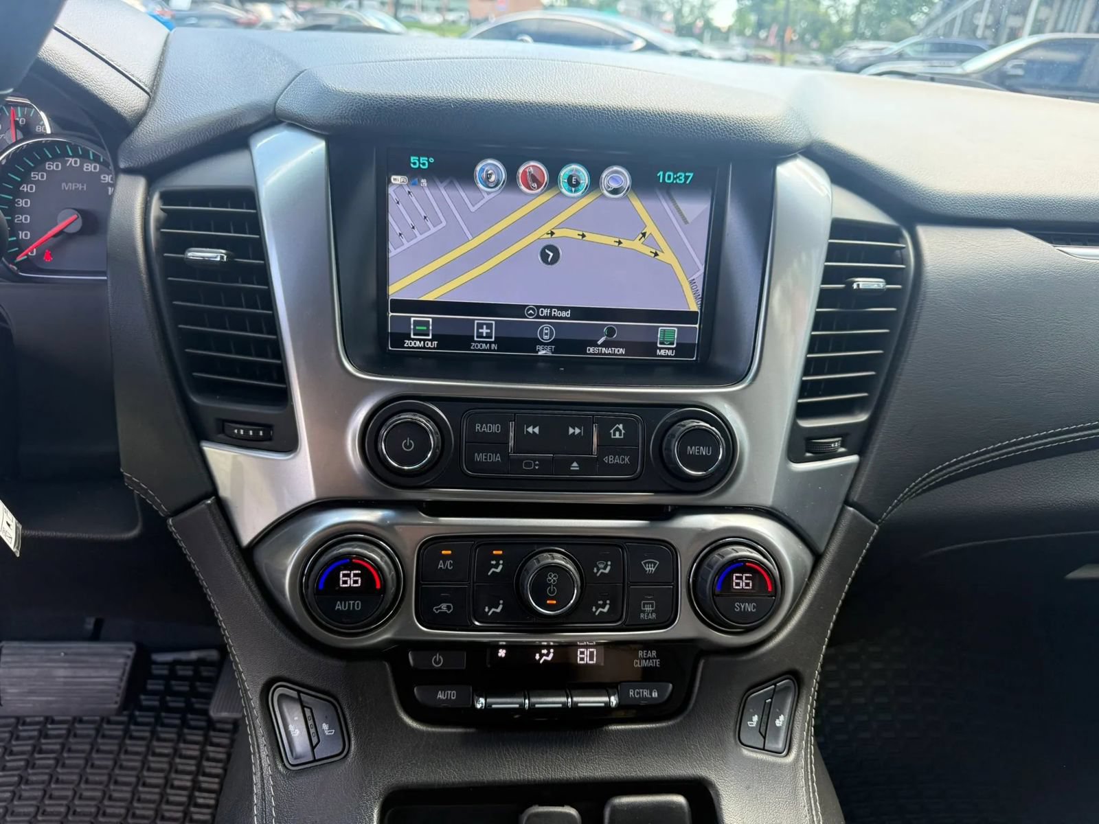 Used 2019 Chevrolet Suburban LT AWD/4WD image 21