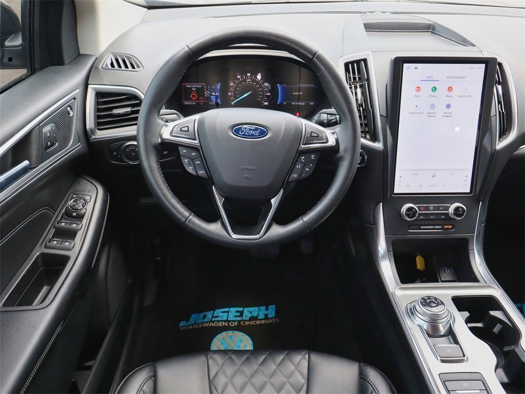 Used 2024 Ford Edge Titanium image 18