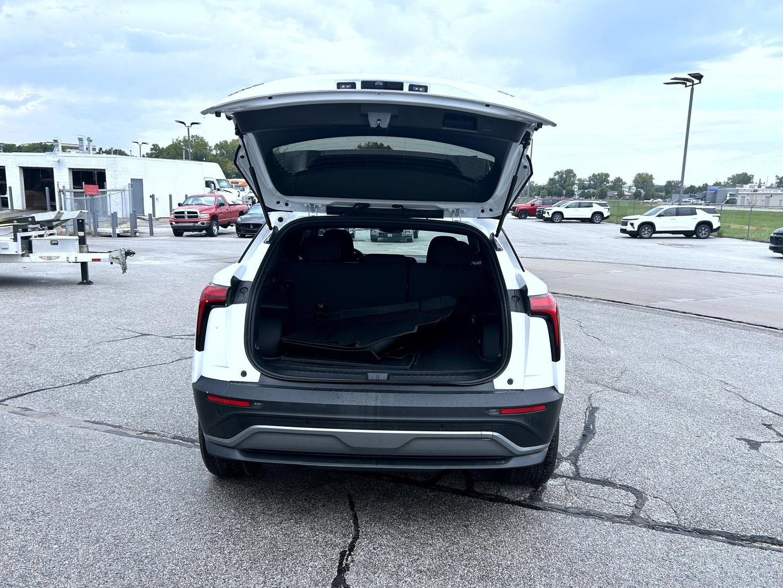 New 2026 Chevrolet Blazer EV LT AWD/4WD image 21