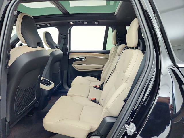 New 2026 Volvo XC90 B6 Plus w/ Protection Package image 24
