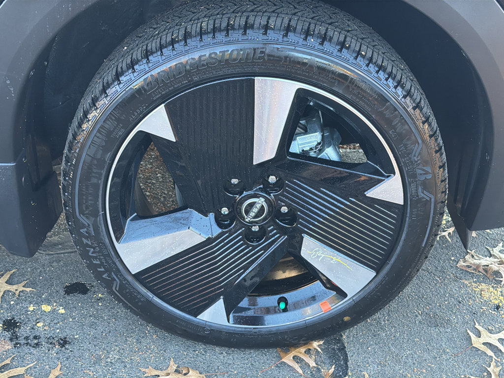 New 2026 Nissan Kicks SR w/ SR Premium Package image 9