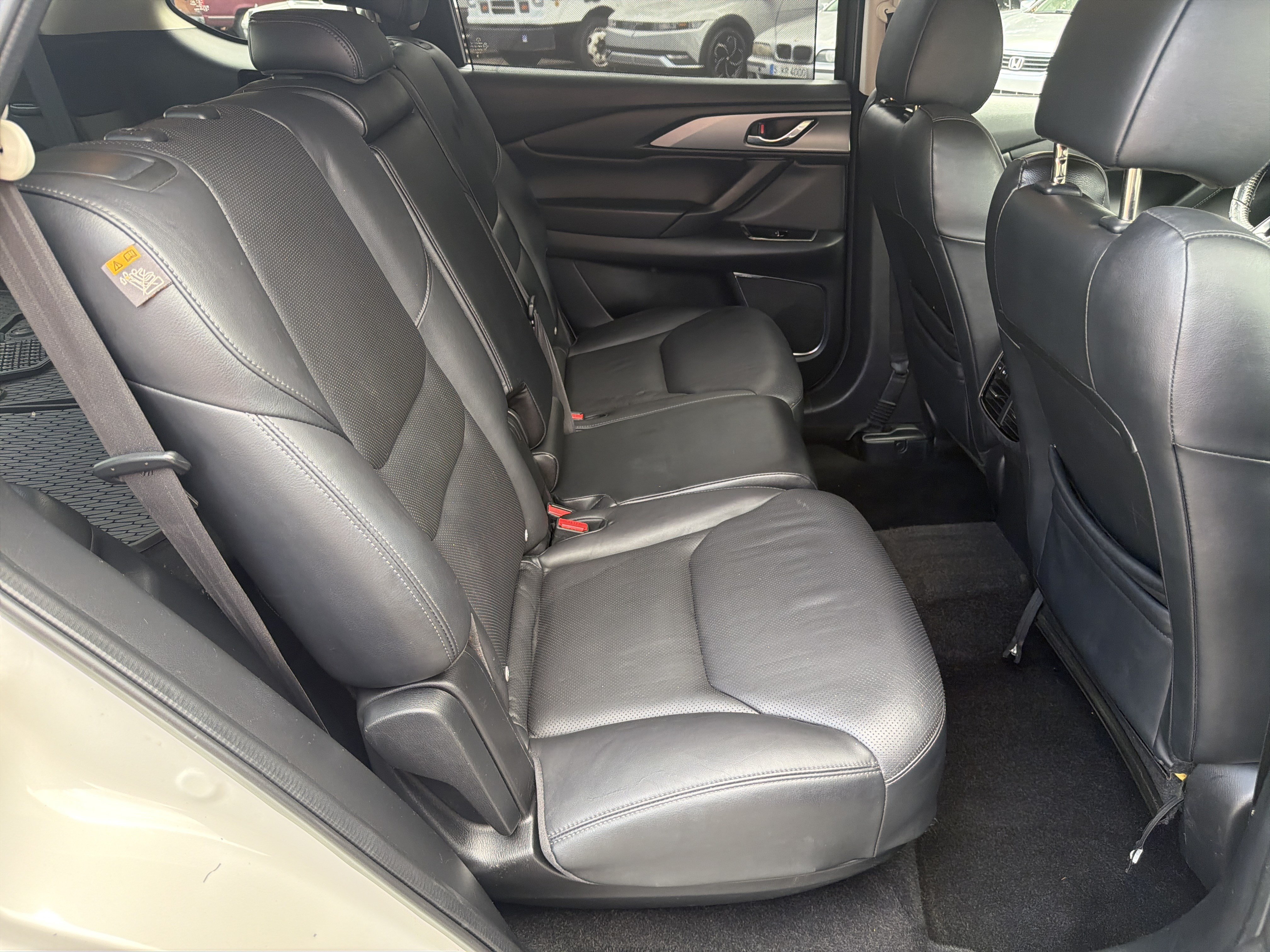 Used 2018 MAZDA CX-9 Touring w/ Touring Premium Package AWD/4WD image 15