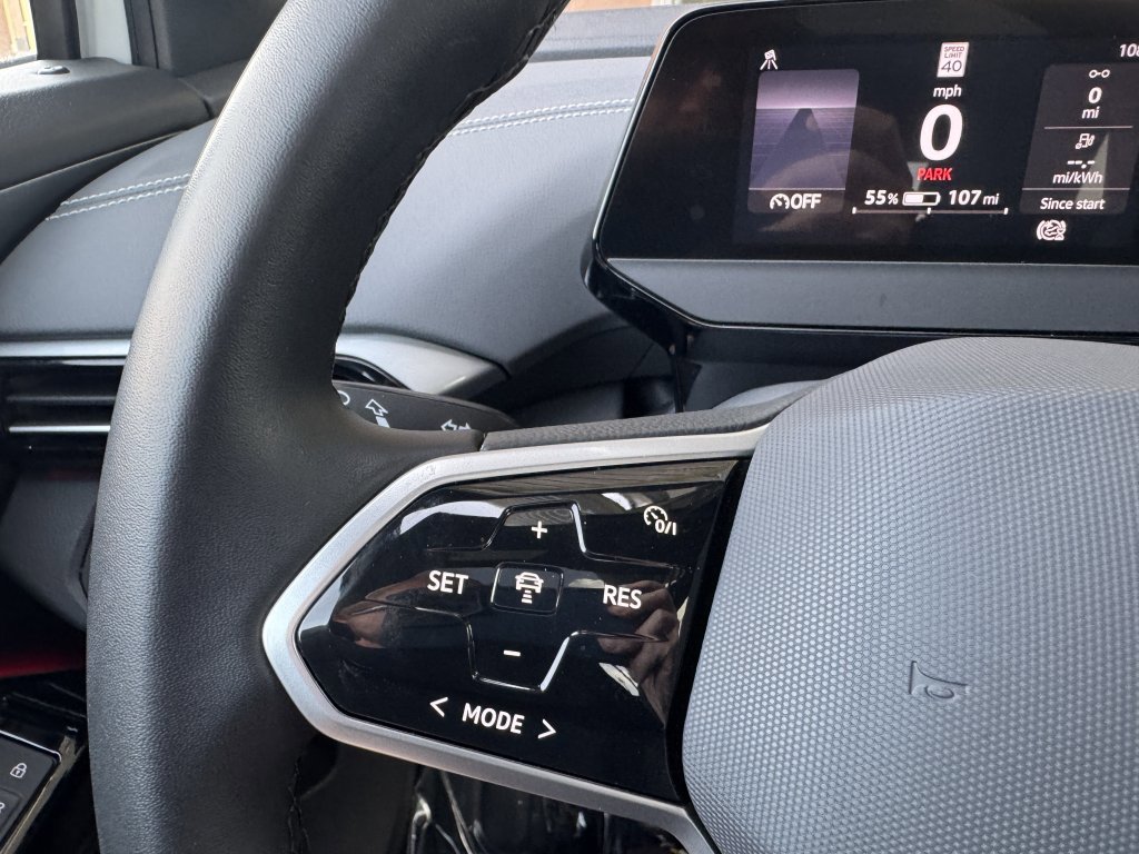 Used 2024 Volkswagen ID.4 S image 30