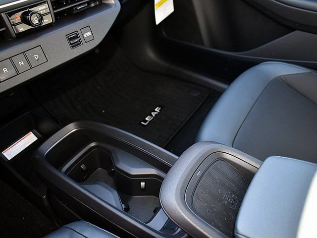 New 2026 Nissan Leaf SV+ w/ Illuminated Package FWD image 14
