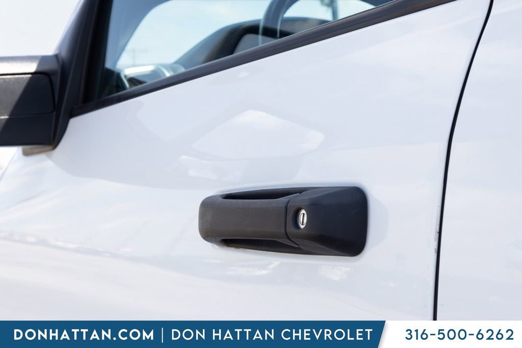 Used 2024 RAM 2500 Big Horn AWD/4WD image 30