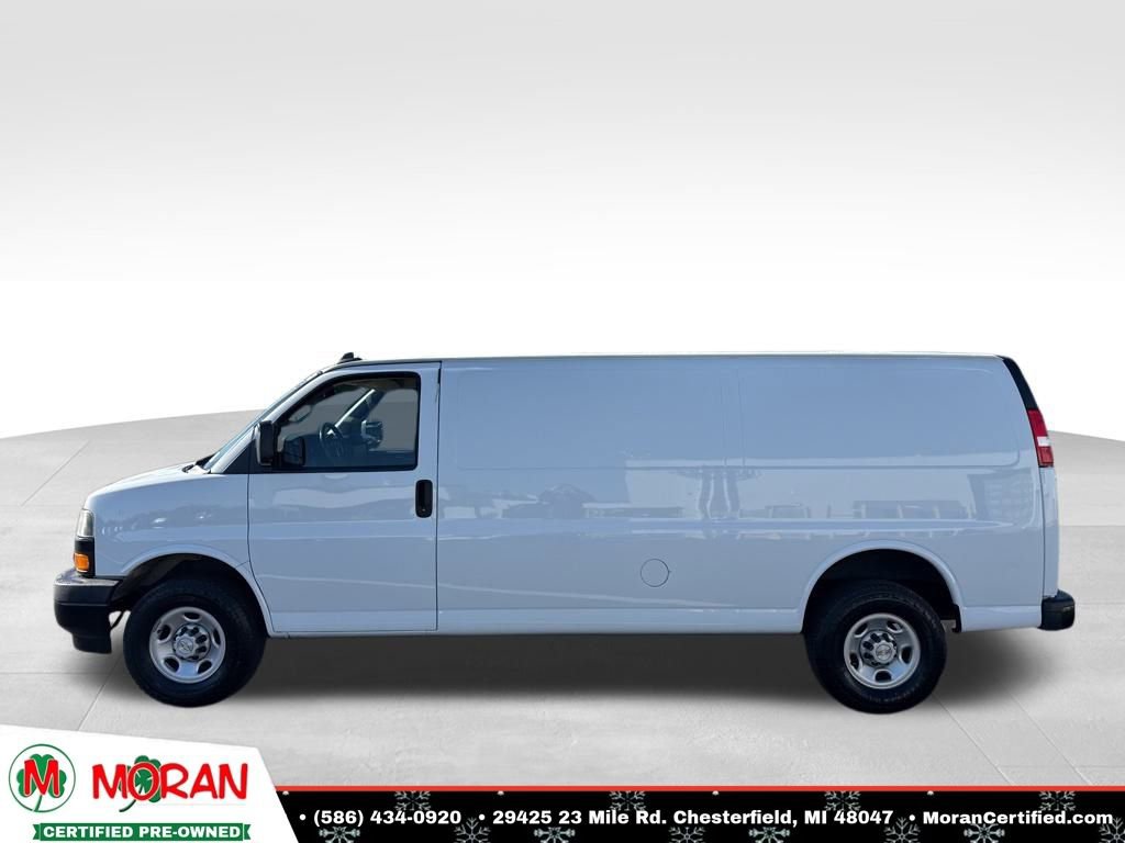 Used 2023 Chevrolet Express 3500 Extended w/ Driver Convenience Package image 2