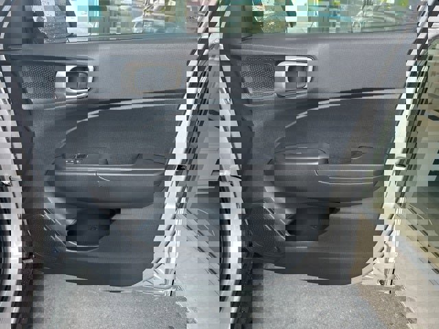 New 2026 Hyundai Venue SE image 31