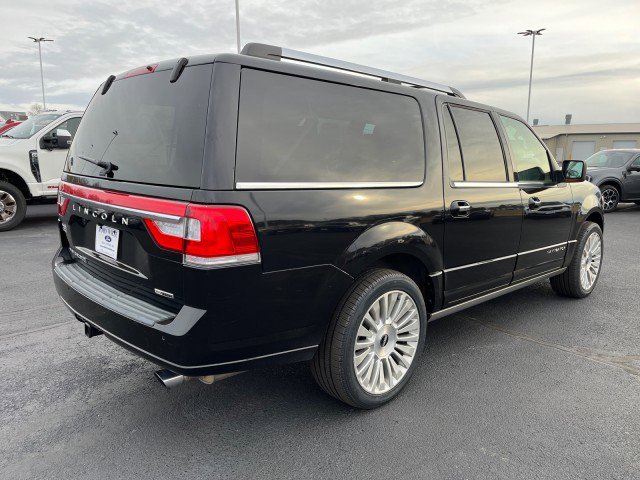 Used 2015 Lincoln Navigator L 4WD w/ Equipment Group 101A Reserve image 5