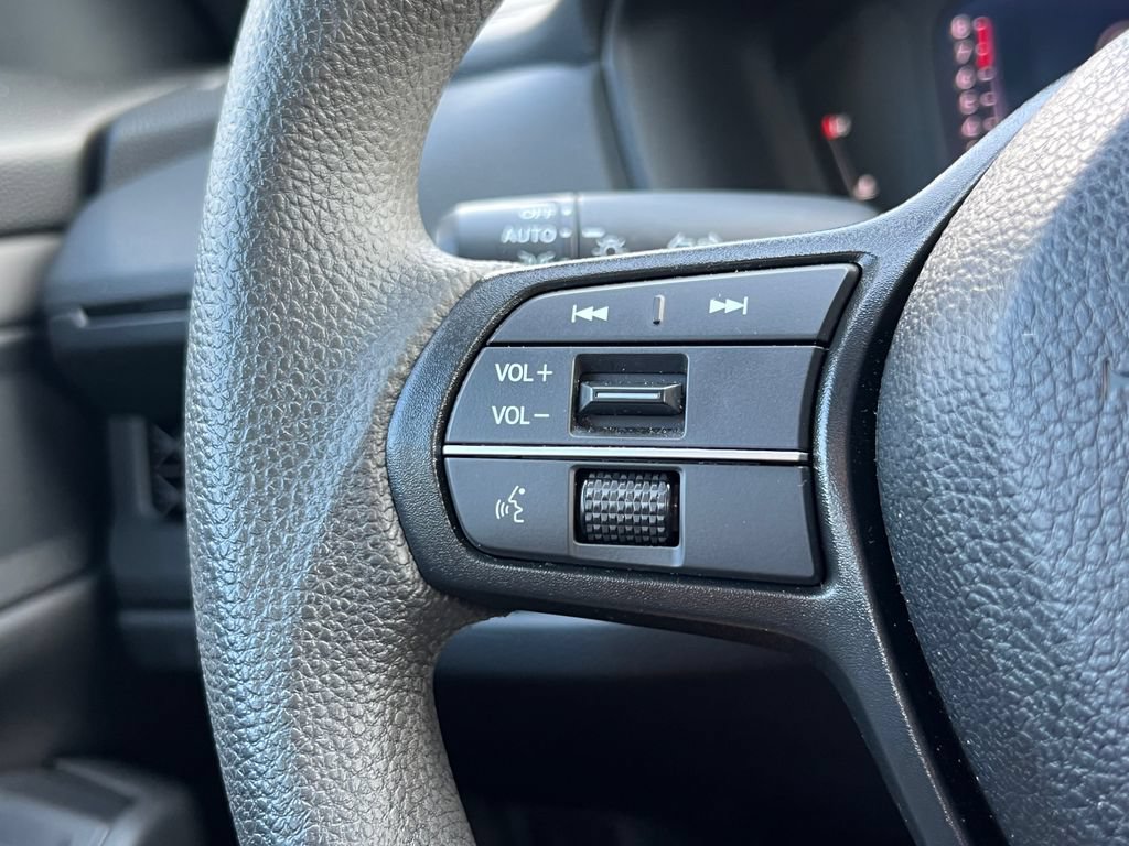 Used 2025 Honda Accord SE image 20