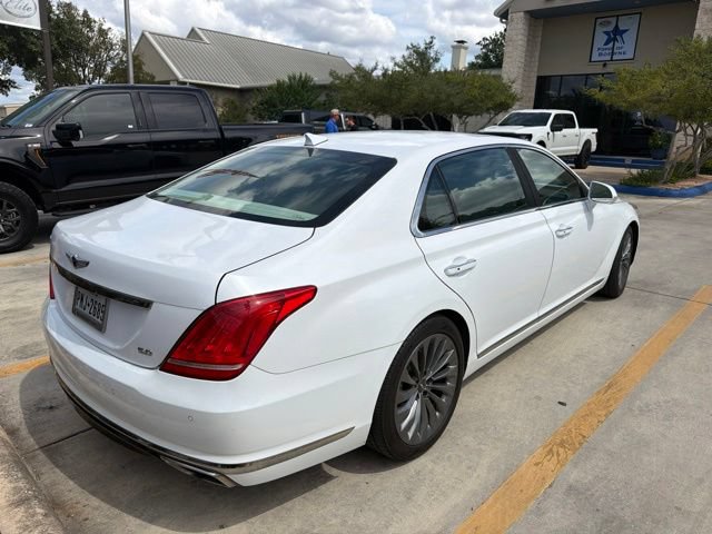 Used 2017 Genesis G90 5.0 Ultimate RWD image 10