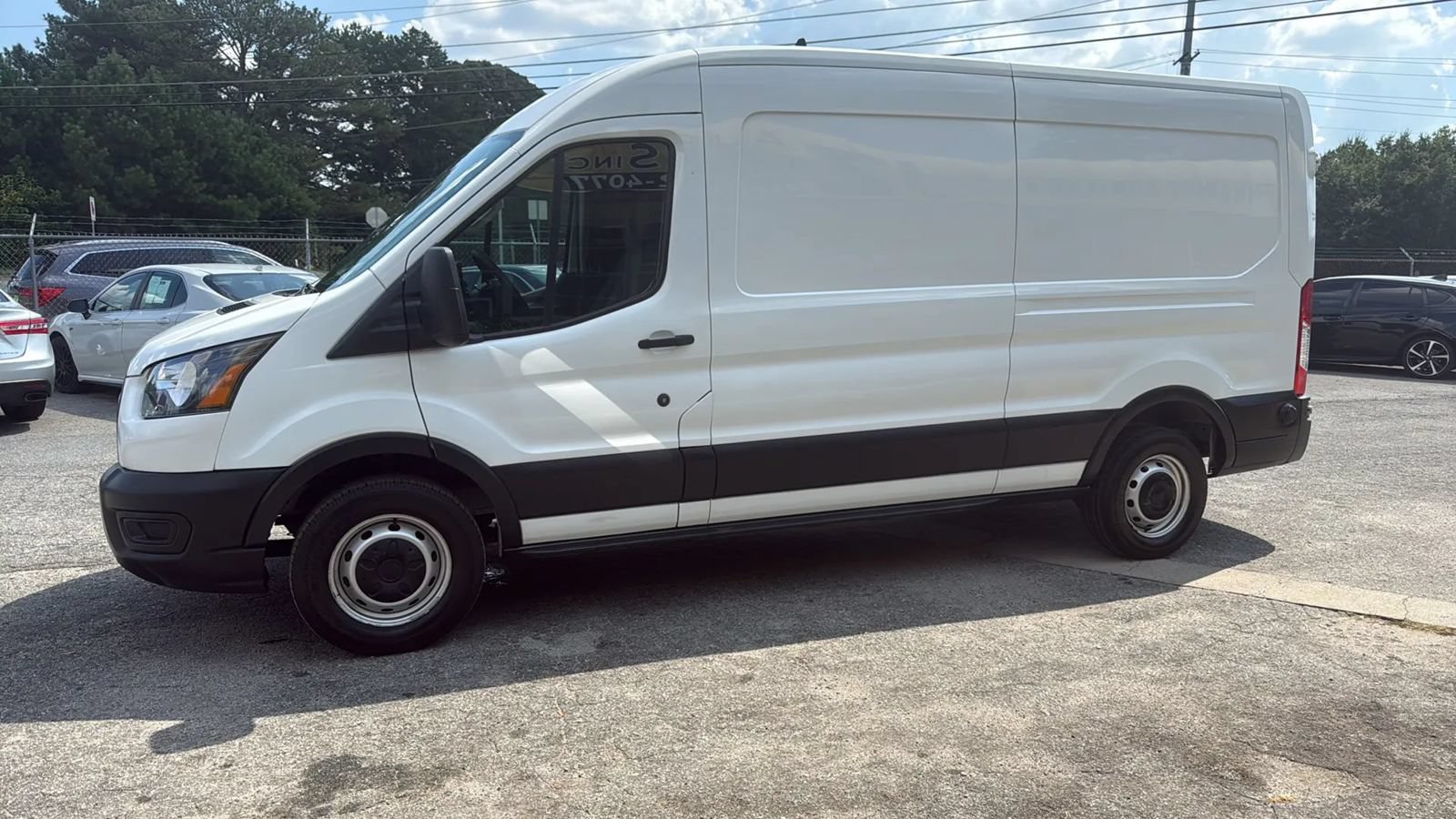 Used 2020 Ford Transit 250 Medium Roof w/ Interior Upgrade Package RWD image 4