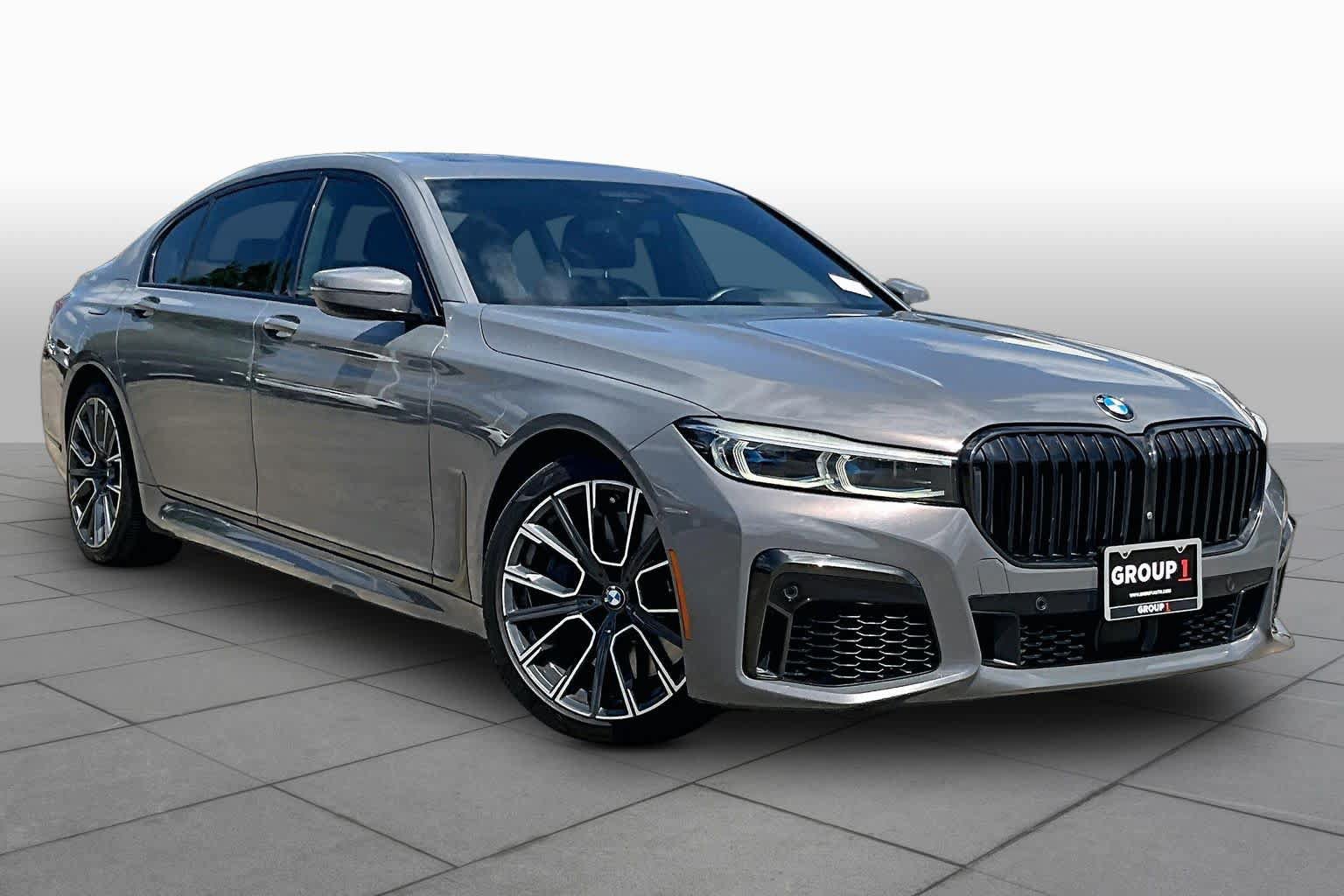 Used 2020 BMW 750i xDrive w/ Executive Package AWD/4WD image 3
