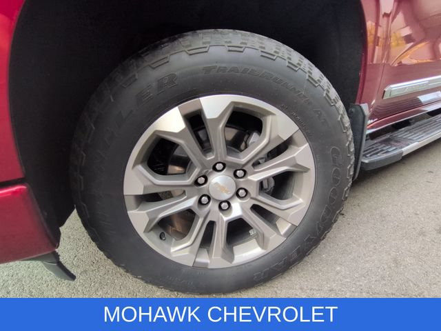 Certified 2023 Chevrolet Silverado 1500 High Country w/ Technology Package AWD/4WD image 34