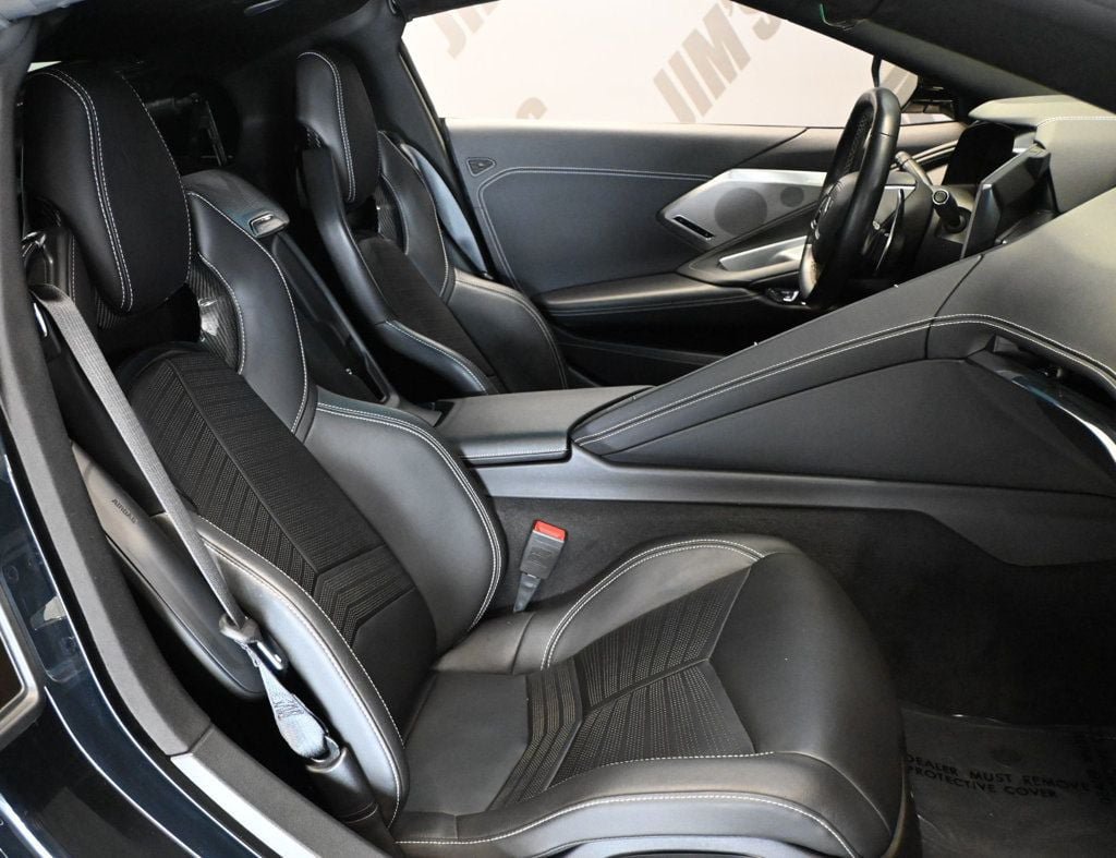 Used 2020 Chevrolet Corvette Stingray Preferred Cpe w/ 2LT Preferred Equipment Group RWD image 16