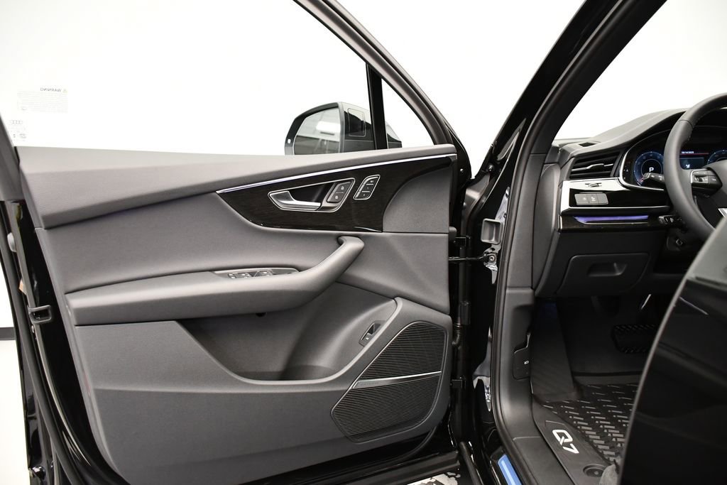 New 2026 Audi Q7 2.0T Premium image 31