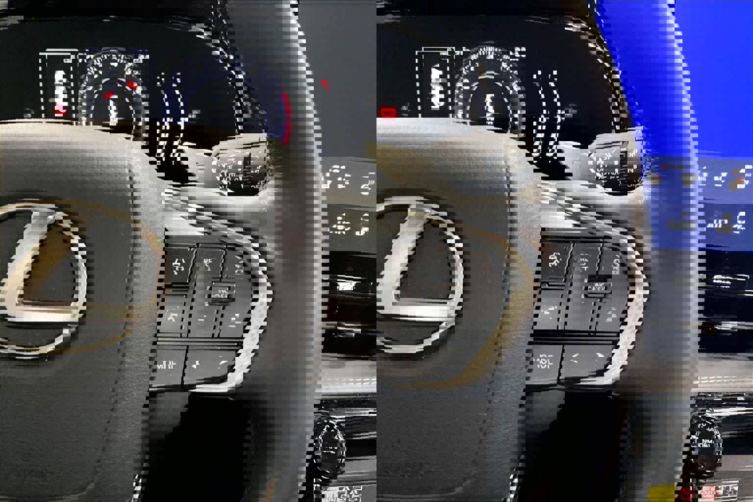 Used 2024 Lexus NX 350 Premium w/ Vision Package image 24