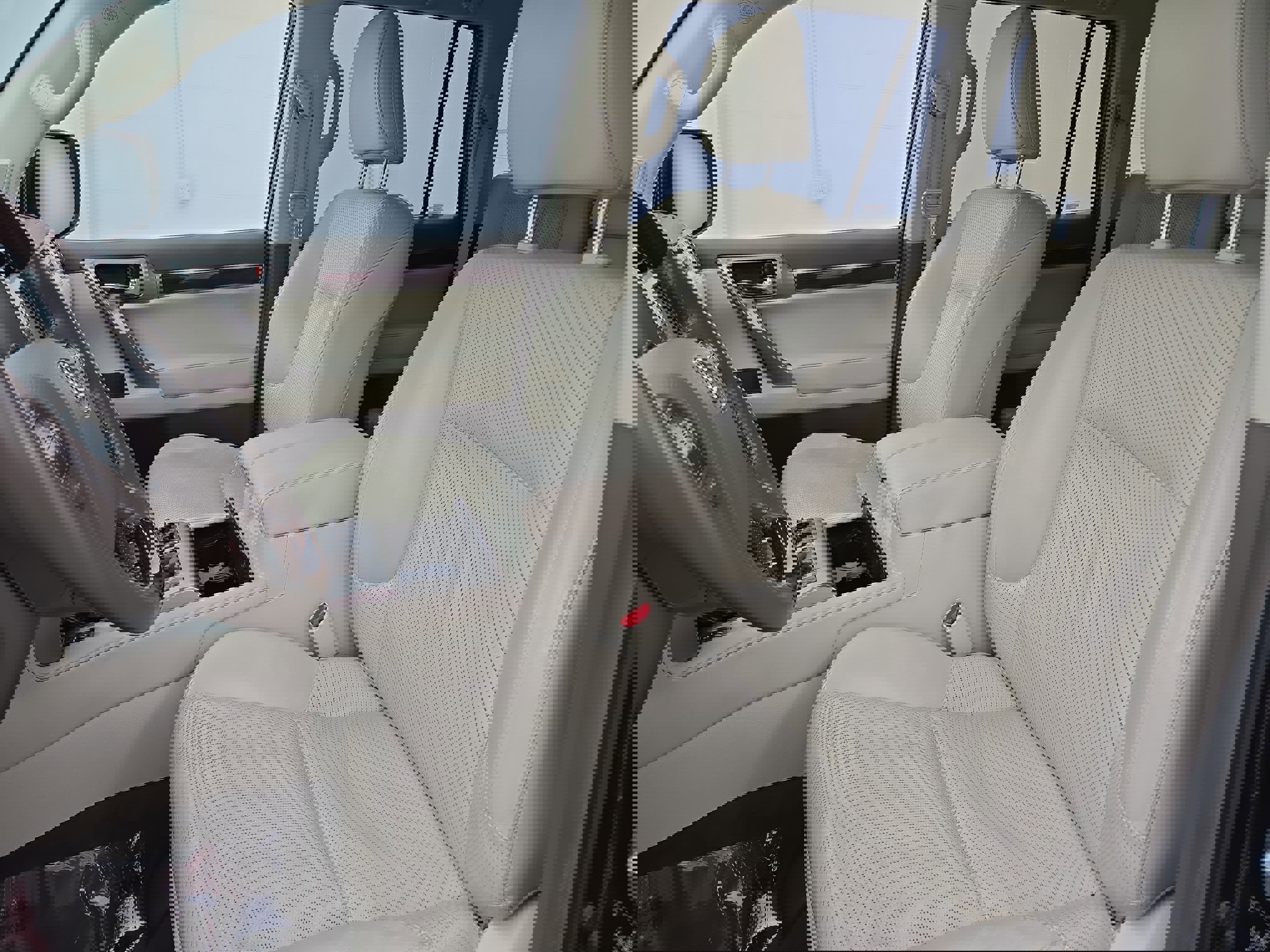 Used 2012 Lexus GX 460 w/ Comfort Plus Pkg image 14