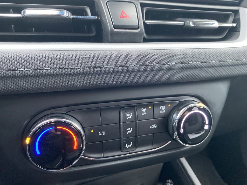 Used 2024 Chevrolet TrailBlazer LS w/ LS Convenience Package image 12