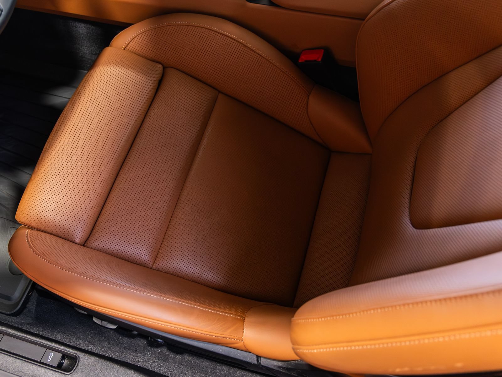 Certified 2025 Porsche 911 Carrera S RWD image 26