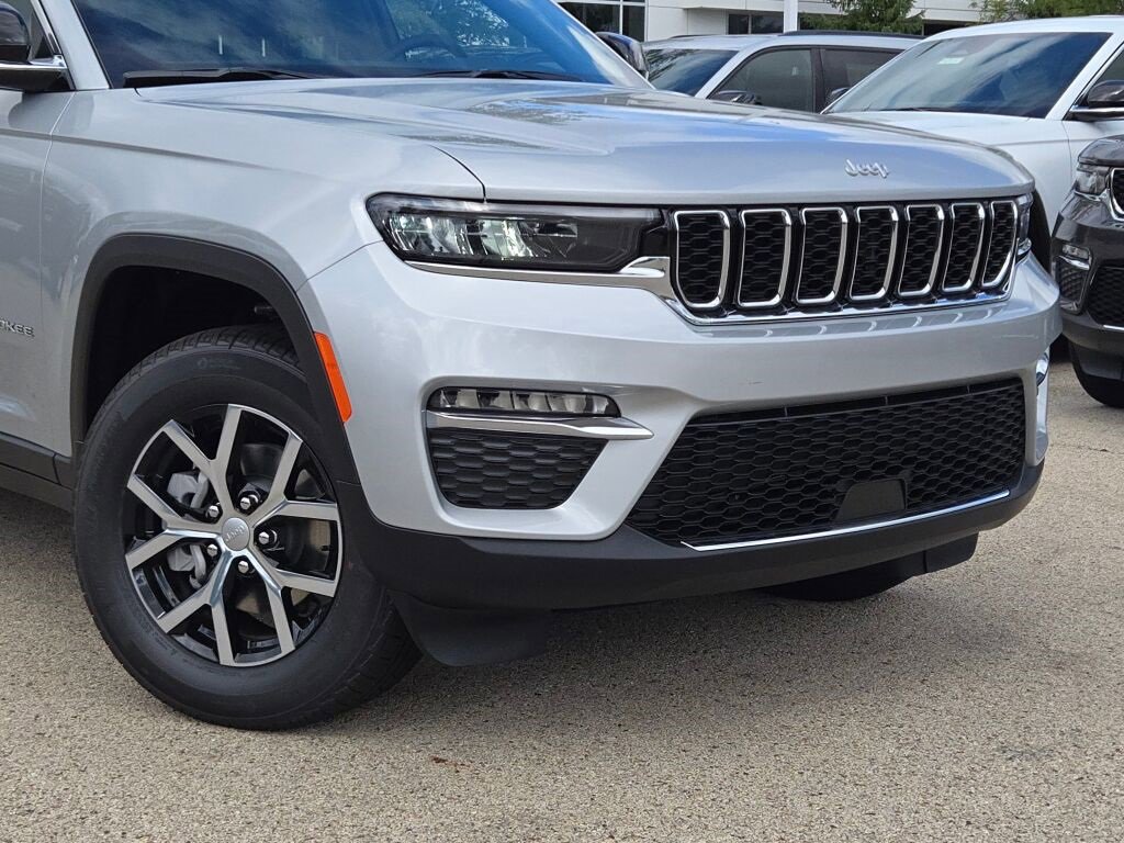 New 2025 Jeep Grand Cherokee Limited w/ MOPAR Finishing Package video 2