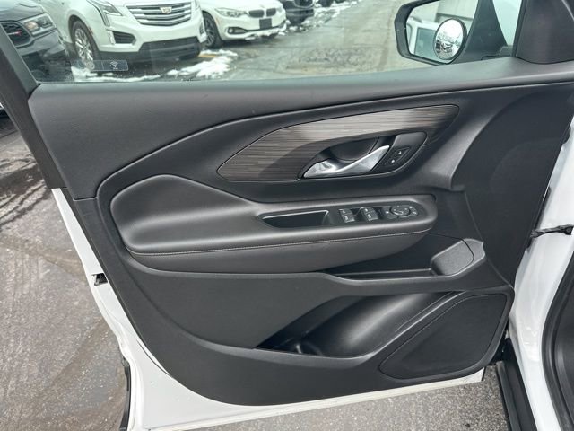 Used 2022 GMC Terrain SLE image 10