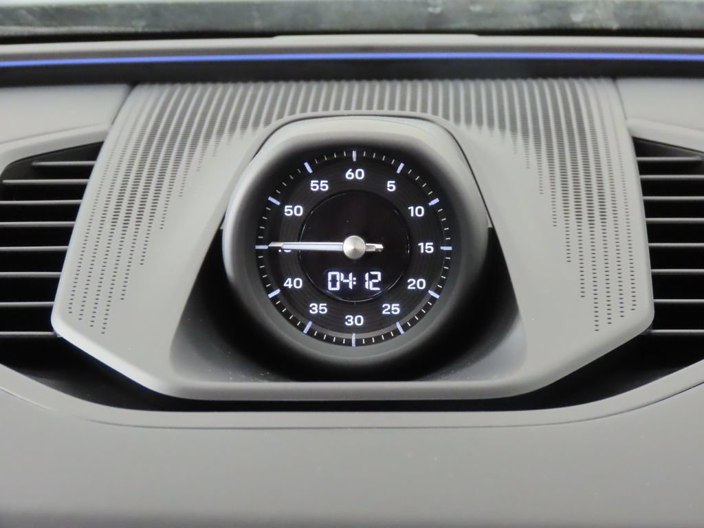 New 2026 Porsche Cayenne S AWD/4WD image 28