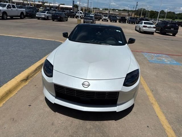 Used 2024 Nissan Z Sport w/ Floor Mat Package RWD image 2