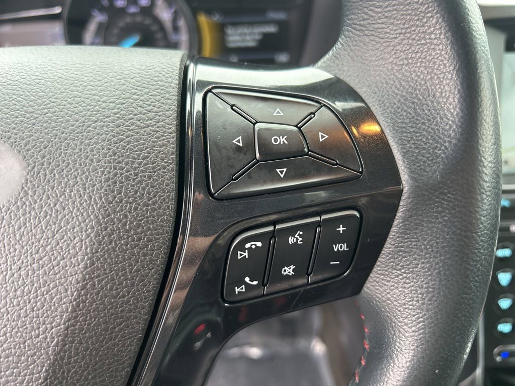 Used 2018 Ford Explorer Sport w/ Ford Safe & Smart Package image 25