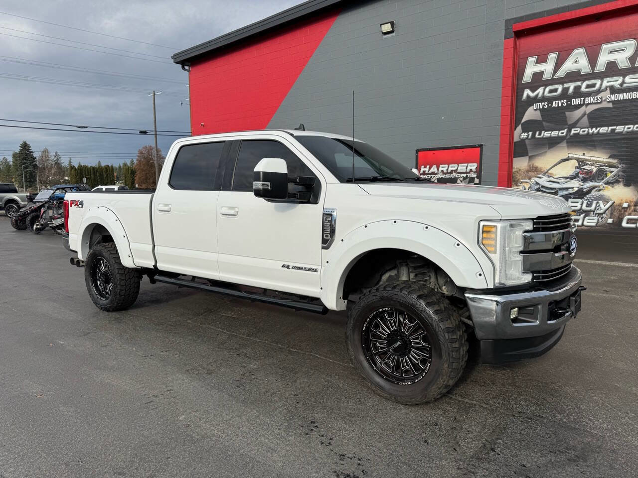 Used 2019 Ford F250 Lariat w/ Lariat Value Package image 1