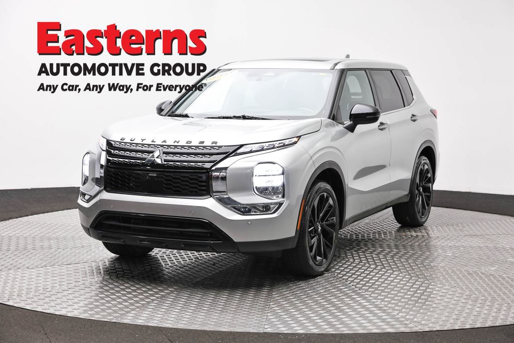 Used 2022 Mitsubishi Outlander SE