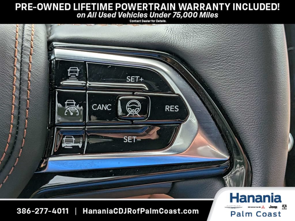 Used 2026 Jeep Grand Cherokee Summit w/ Obsidian Package AWD/4WD image 29