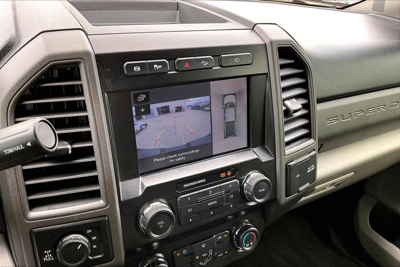 Used 2019 Ford F250 XL w/ STX Appearance Package AWD/4WD image 29