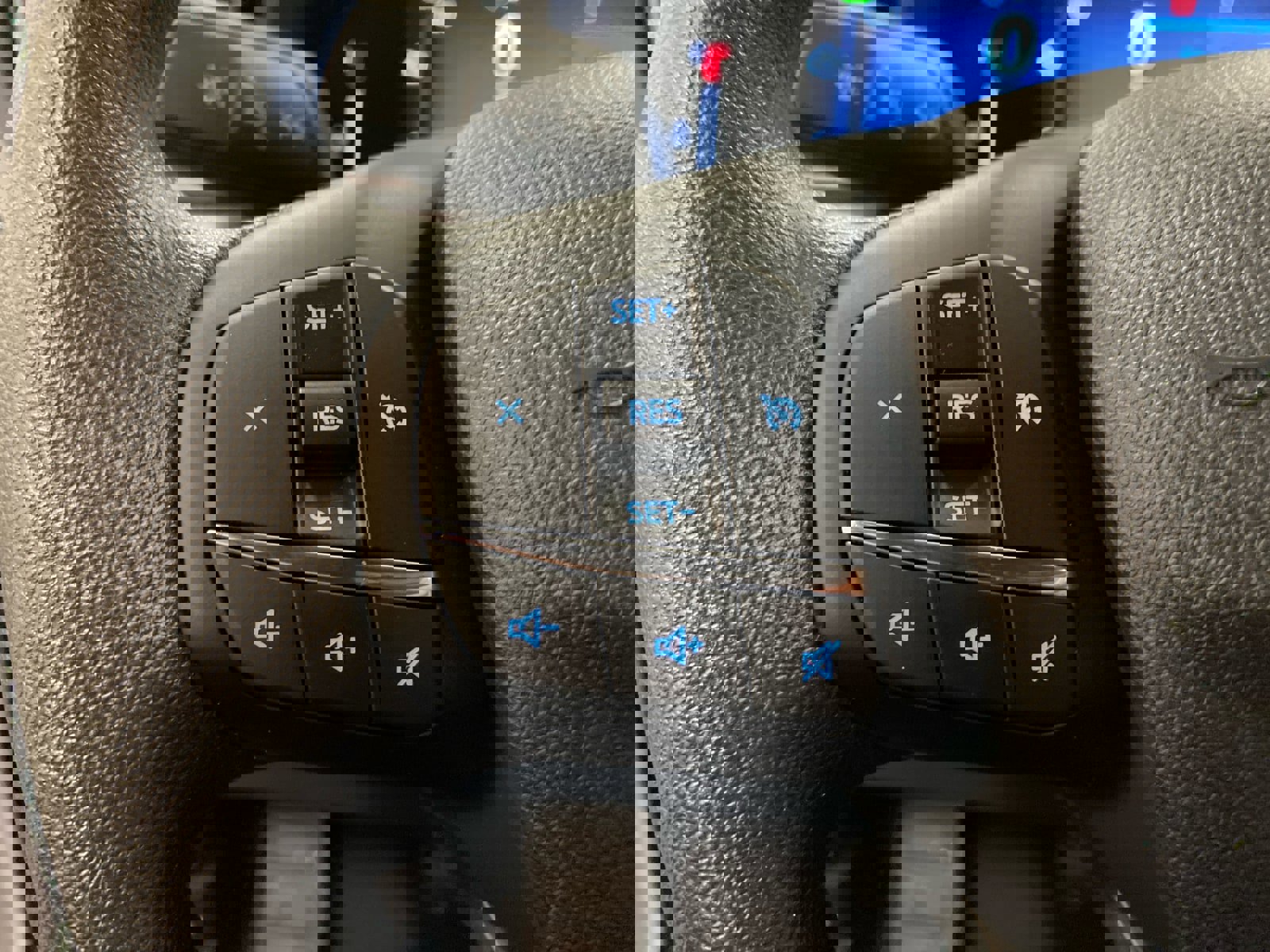 New 2026 Ford Maverick XL image 18