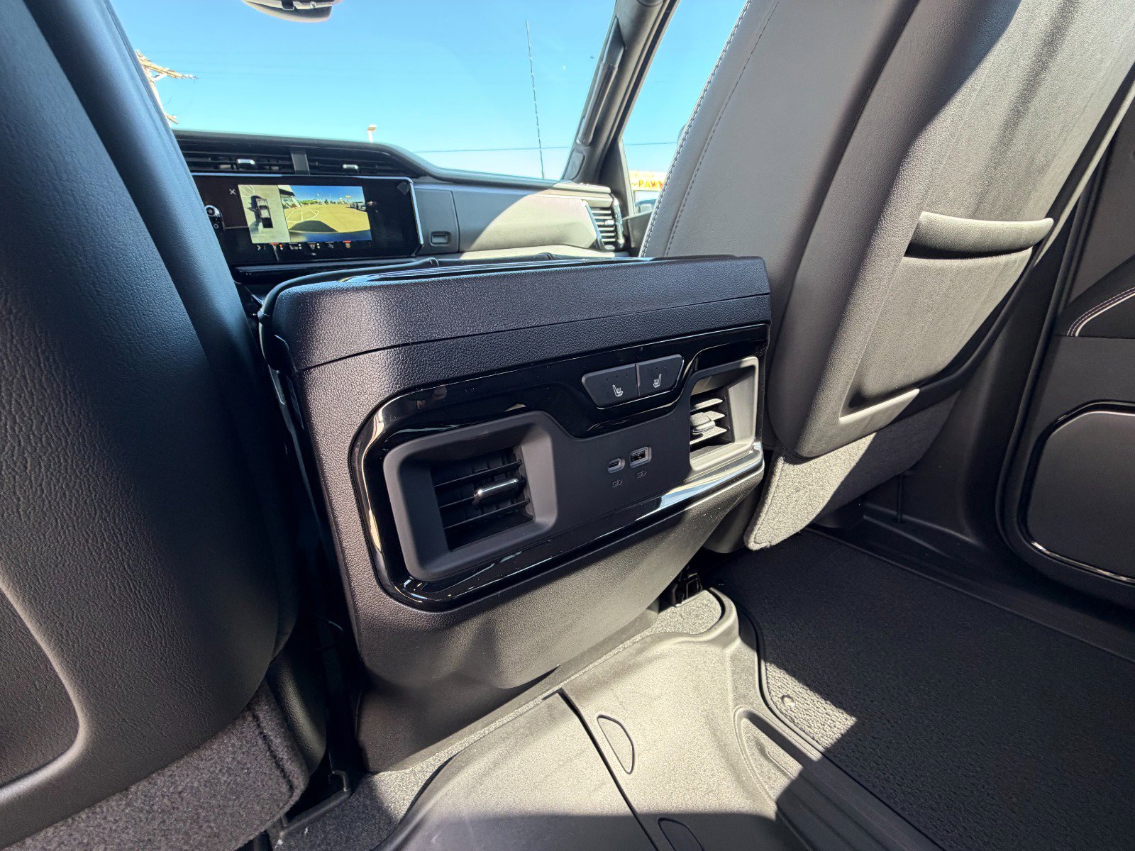 New 2026 GMC Sierra 2500 AT4X w/ LPO, Black Badging Package image 27