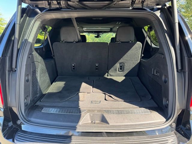 Used 2022 Chevrolet Suburban High Country w/ Premium Package 2 image 27
