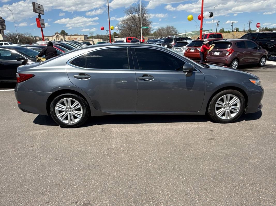 Used 2015 Lexus ES 350 w/ Premium Package FWD image 8