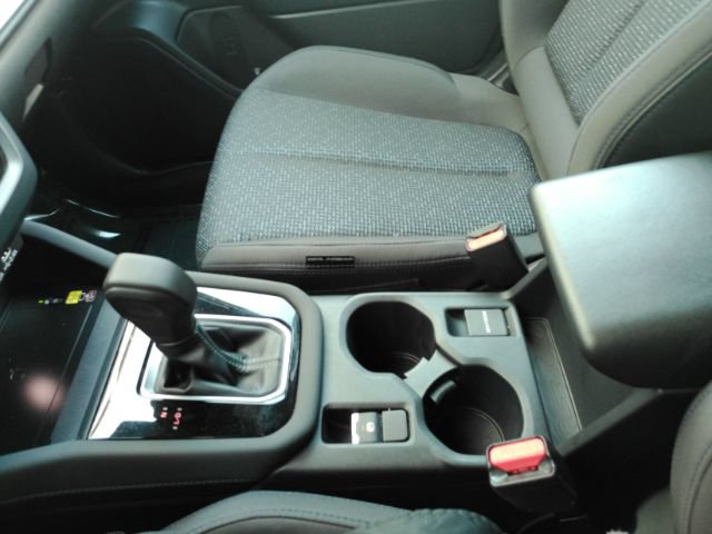 Used 2025 Subaru Forester Premium AWD/4WD image 39