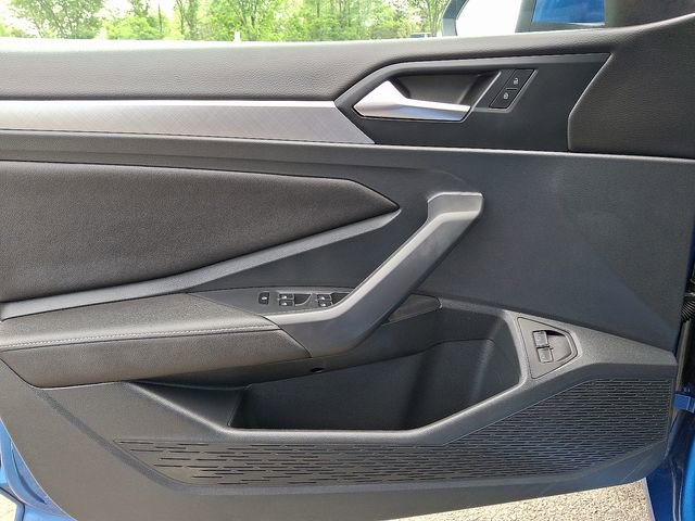 Used 2023 Volkswagen Jetta SE FWD image 12