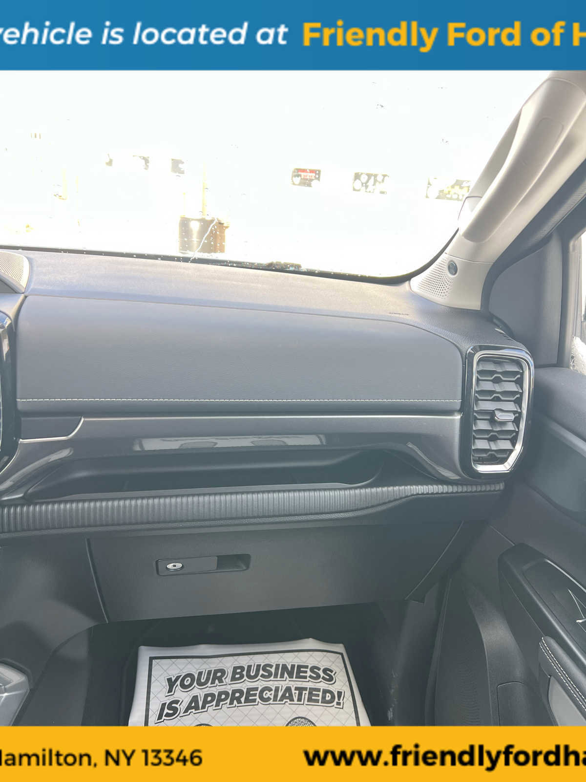 Used 2024 Ford Ranger Lariat w/ Trailer Tow Package image 18