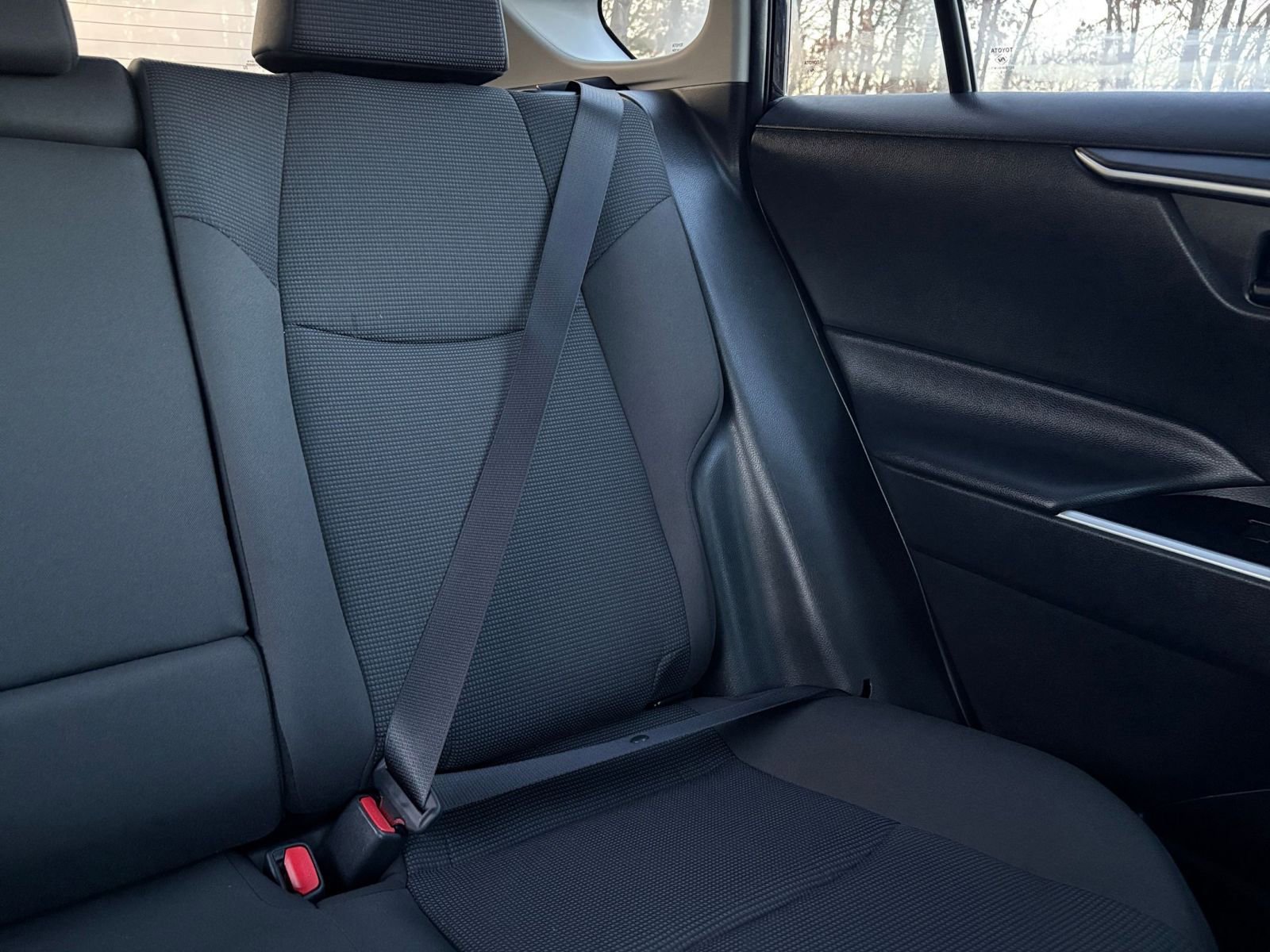 Used 2025 Toyota RAV4 LE image 36